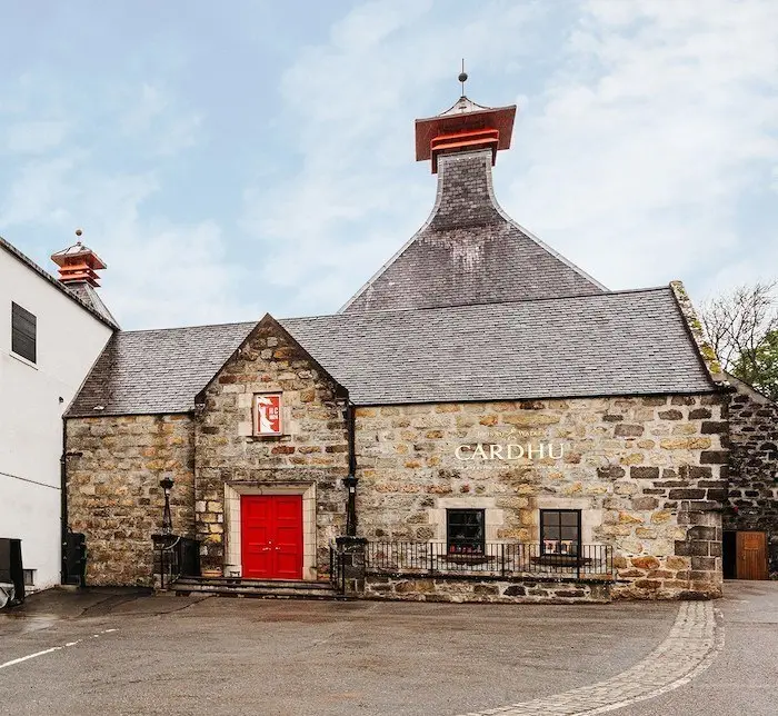 Cardhu distillery