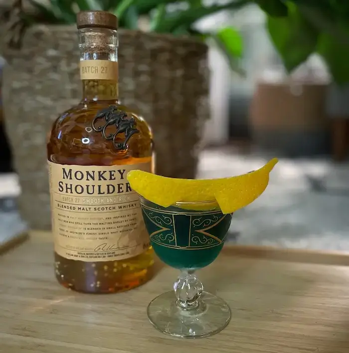 Monkey See, Monkey Blue