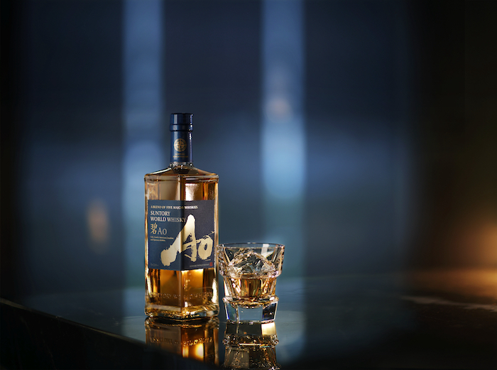 Suntory World Whisky Ao review