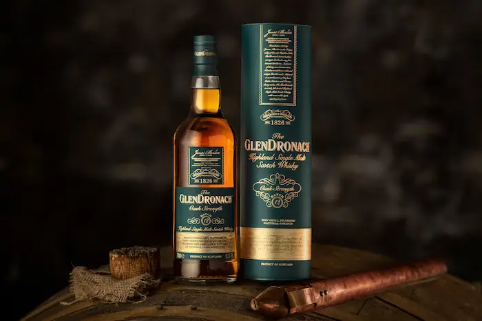 The GlenDronach Cask Strength Batch 12 Whisky Review: Tasting